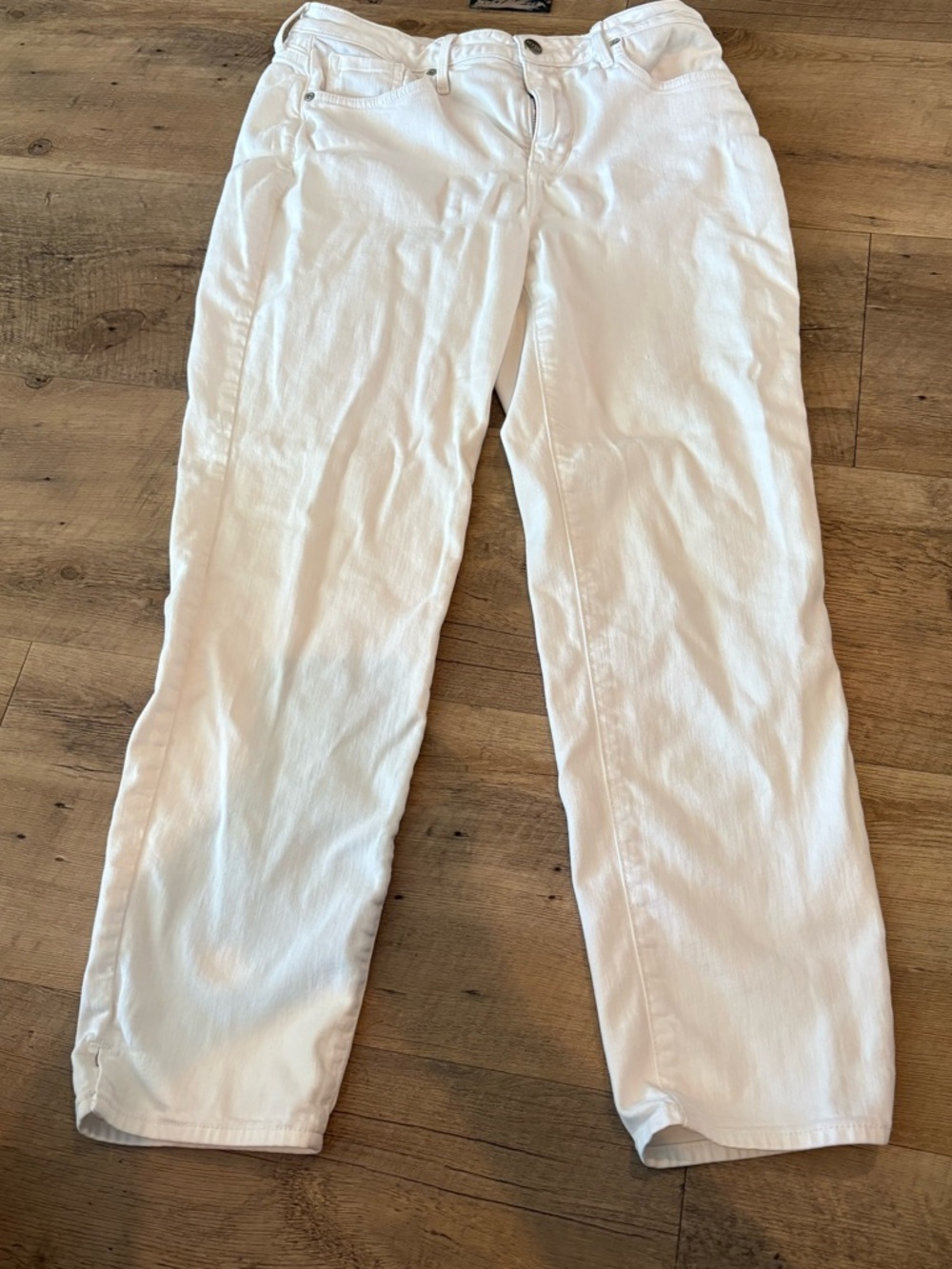 Classic White Straight-Leg Jeans